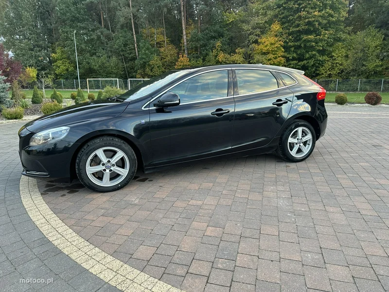 Volvo V40 5