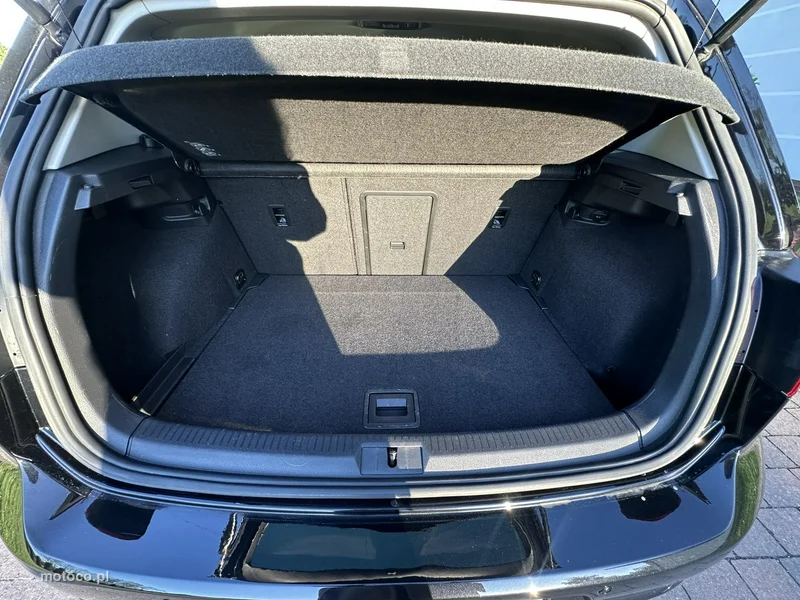 Volkswagen Golf VII 12