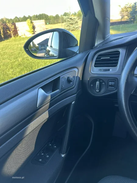 Volkswagen Golf VII 22