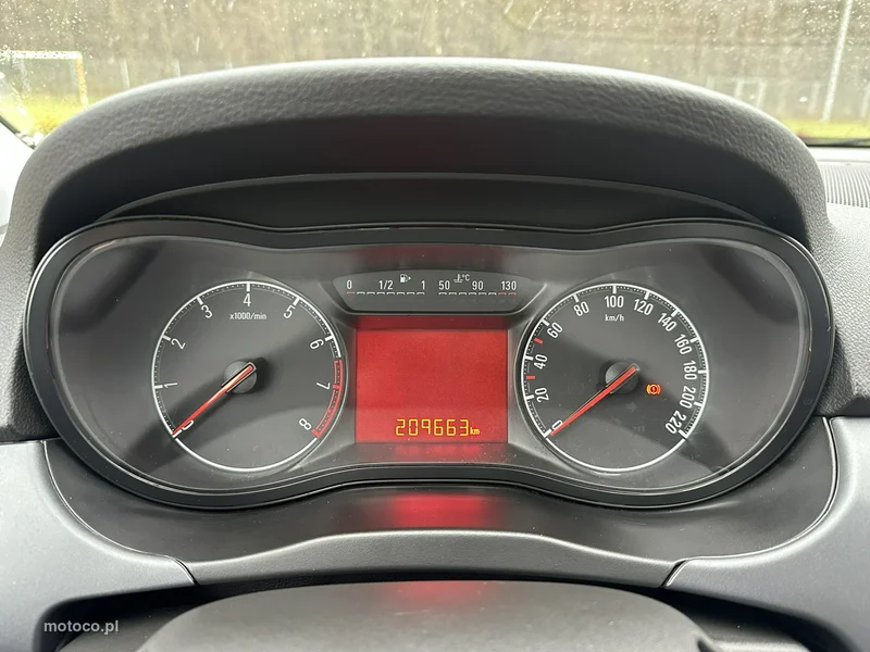 Opel Corsa E 18