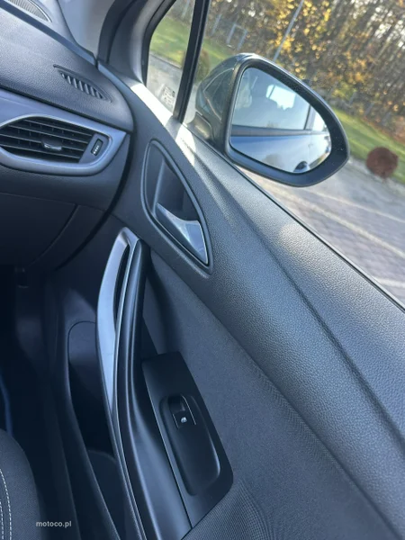 Opel Astra K 28