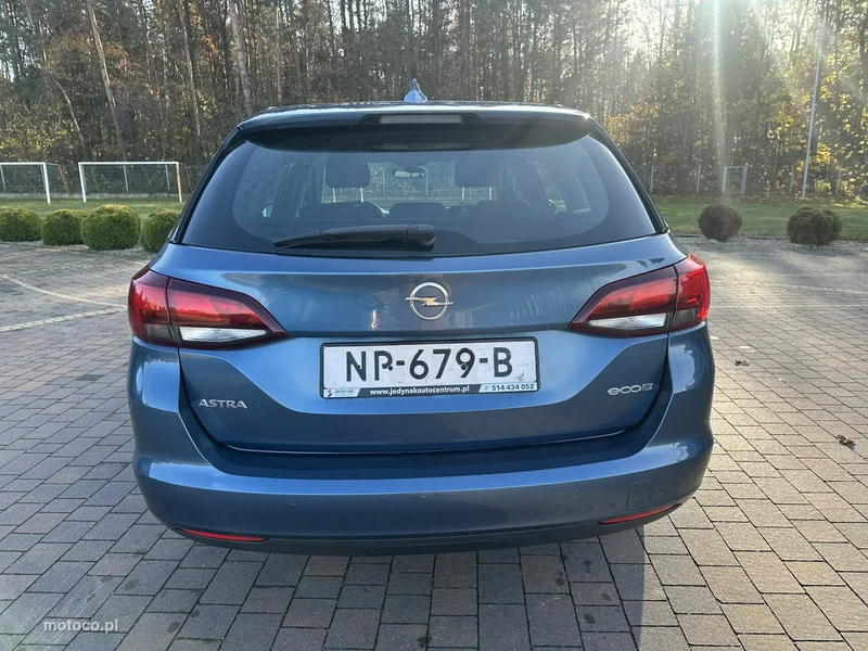 Opel Astra K 8