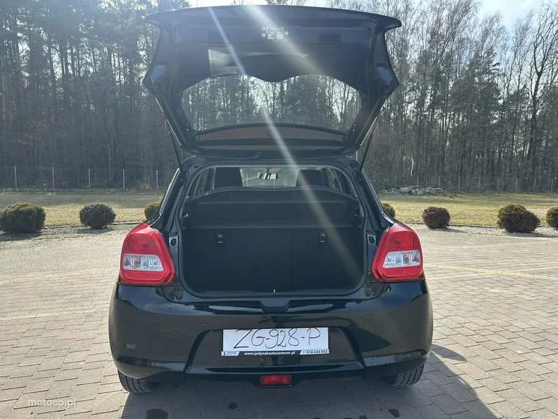 Suzuki Swift 12