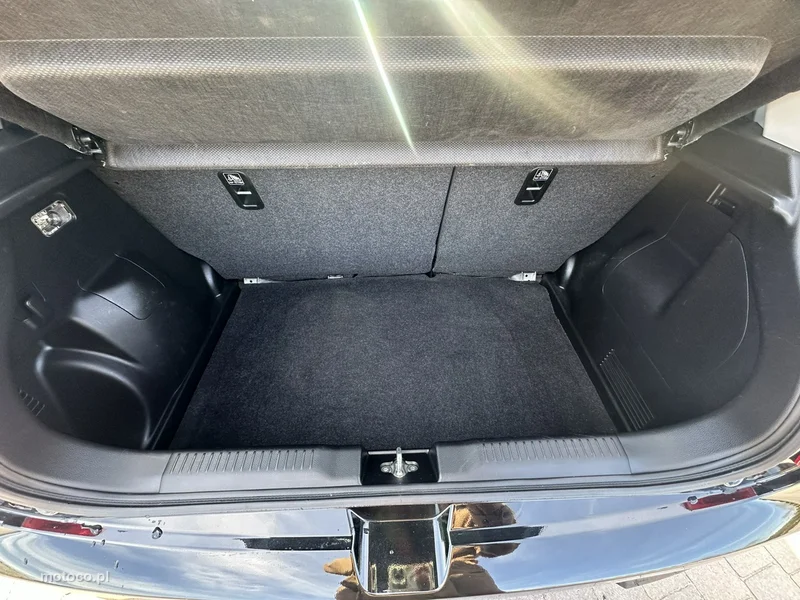 Suzuki Swift 13