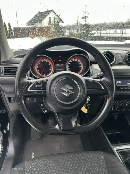 Suzuki Swift 15