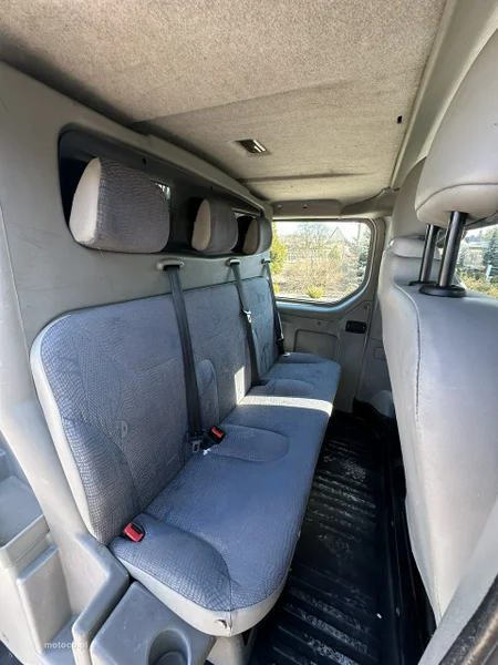 Opel Vivaro 17