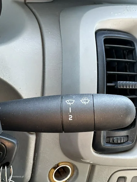 Opel Vivaro 22