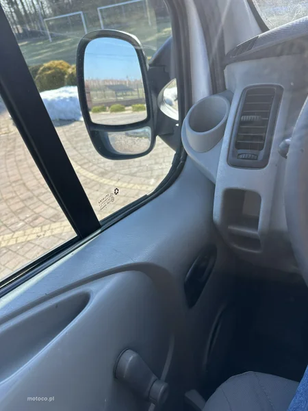 Opel Vivaro 27