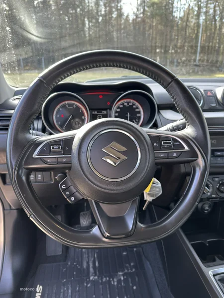 Suzuki Swift 15