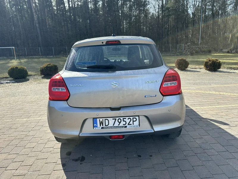 Suzuki Swift 8