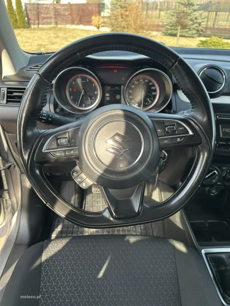 Suzuki Swift 15