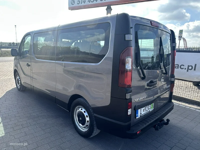 Opel Vivaro 10