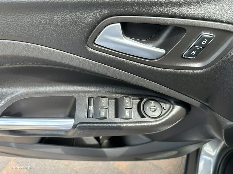 Ford Kuga II 19