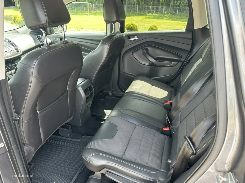 Ford Kuga II 26