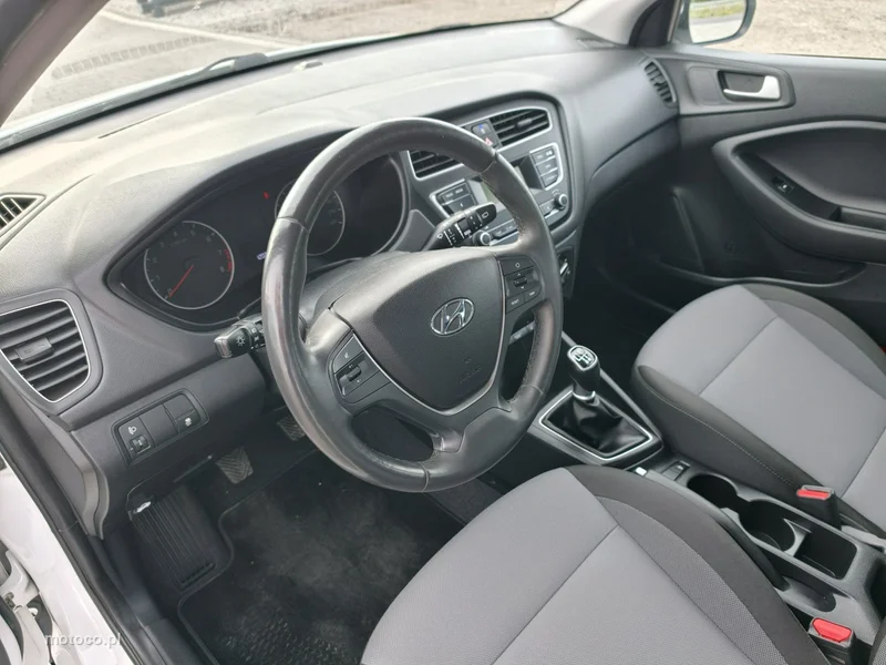 Hyundai i20 20