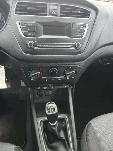 Hyundai i20 22