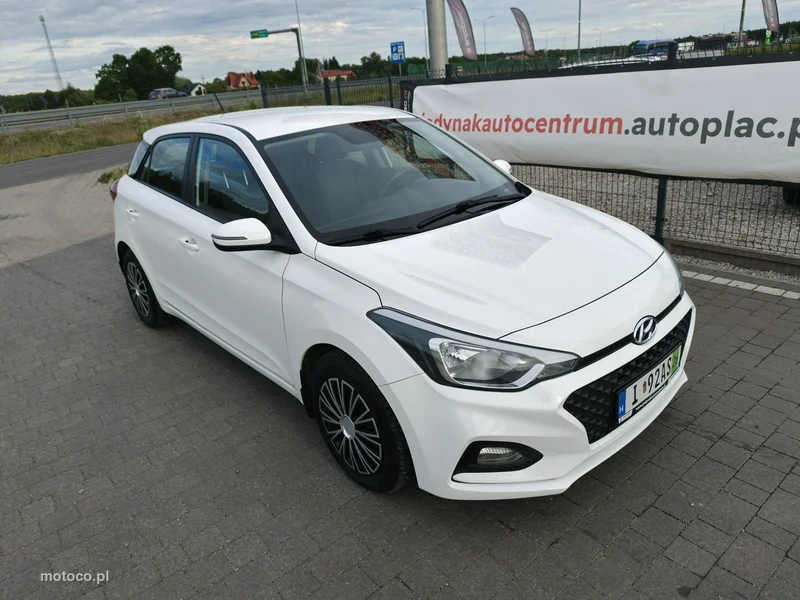 Hyundai i20 9