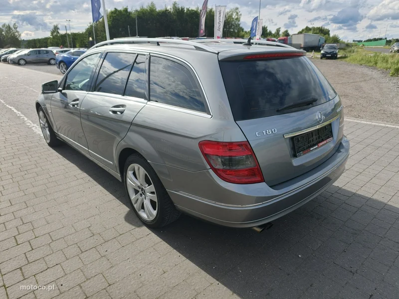 Mercedes-Benz Klasa C W204 C 200 12