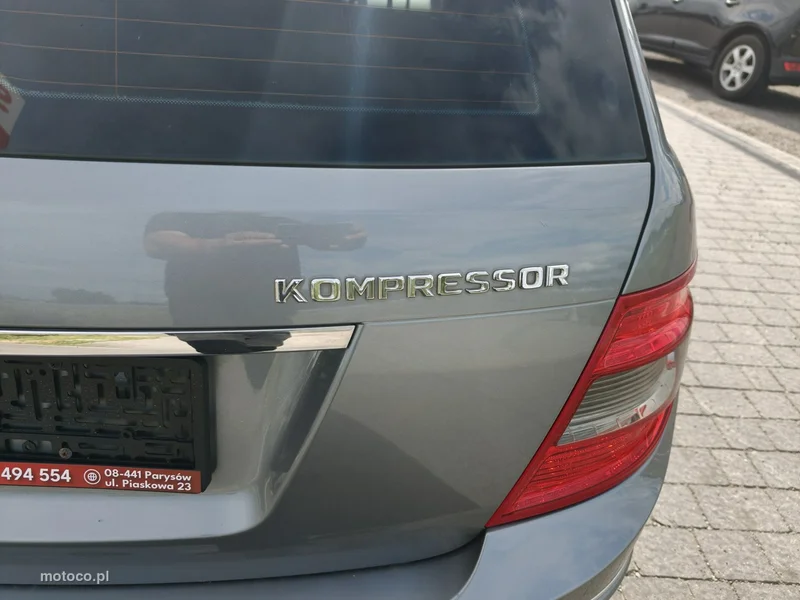 Mercedes-Benz Klasa C W204 C 200 14