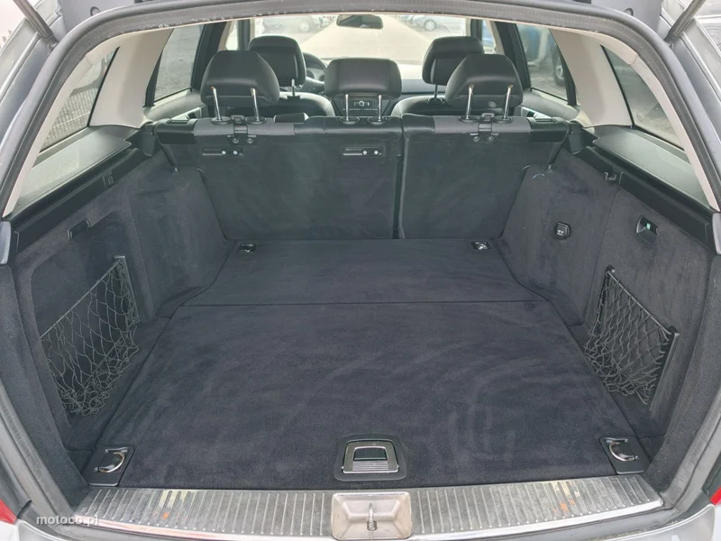 Mercedes-Benz Klasa C W204 C 200 17