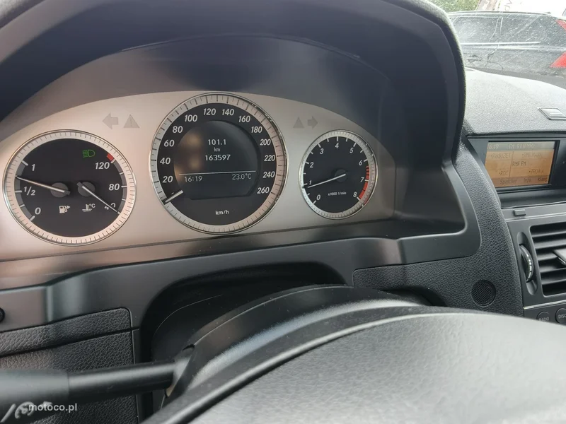 Mercedes-Benz Klasa C W204 C 200 25