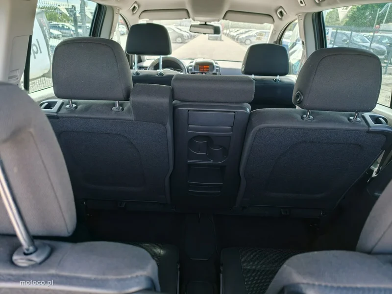 Opel Zafira C Tourer 17
