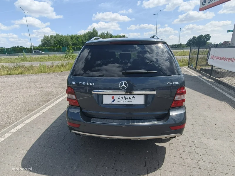 Mercedes-Benz ML W166 ML 350 13