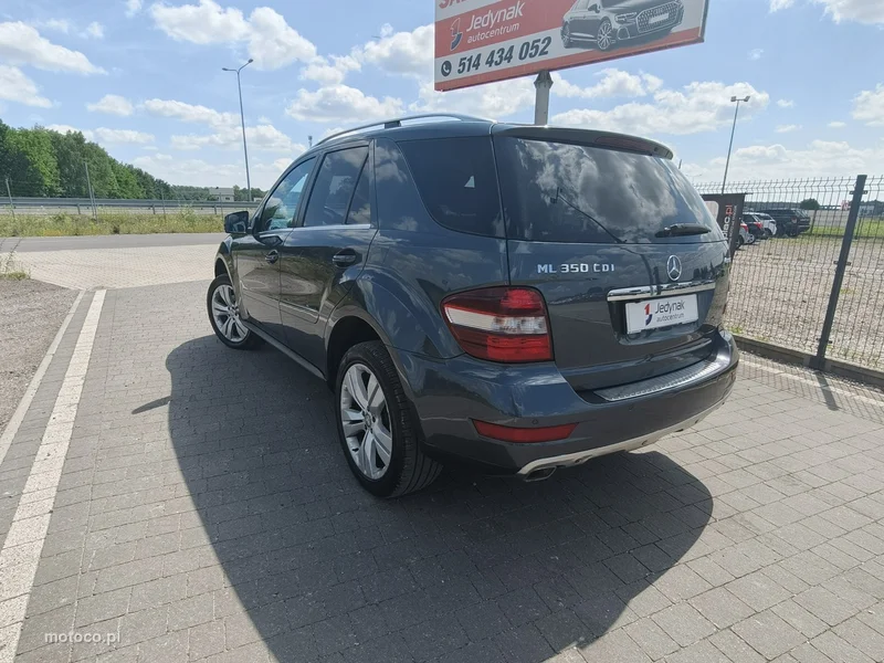 Mercedes-Benz ML W166 ML 350 15