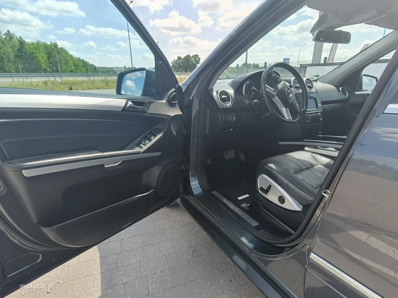 Mercedes-Benz ML W166 ML 350 28
