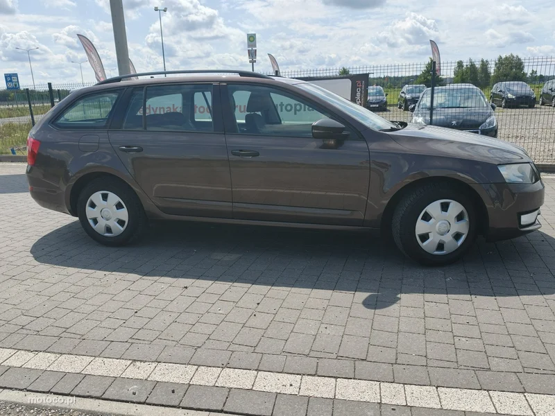 Skoda Octavia III 8