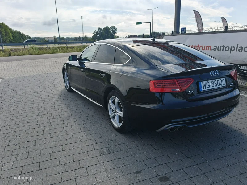 Audi A5 8T 15