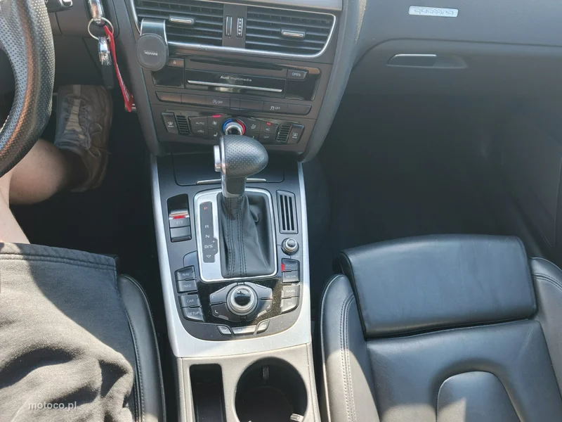 Audi A5 8T 32