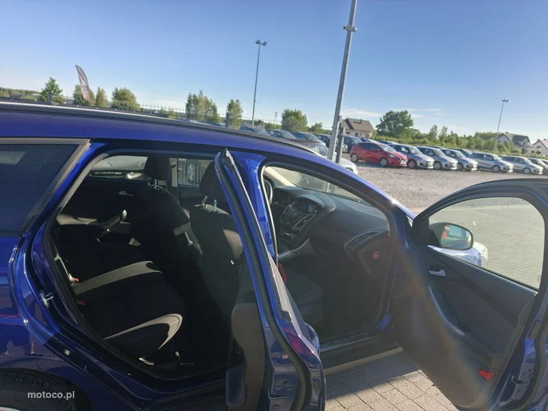 Ford Focus III 17