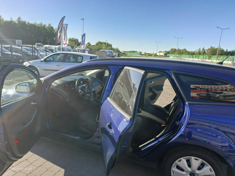 Ford Focus III 19