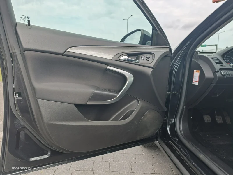 Opel Insignia A 25