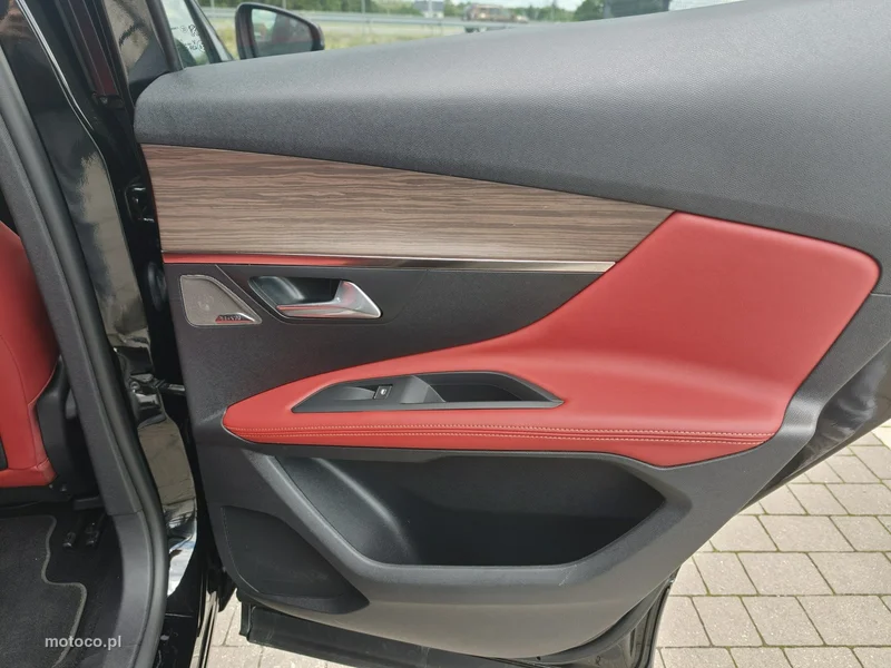 Peugeot 3008 16