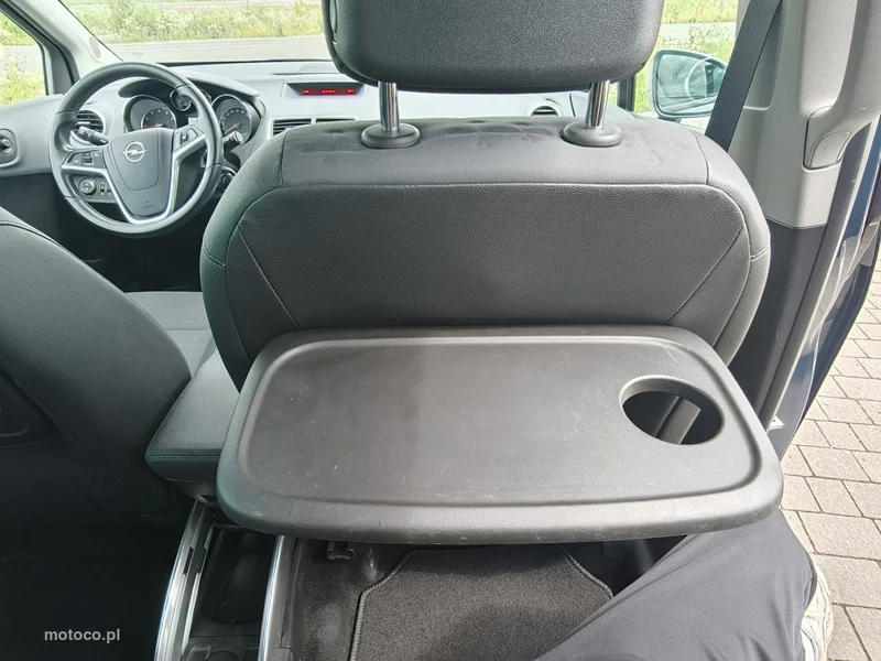 Opel Meriva B 14