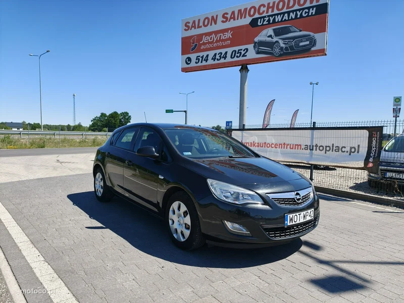 Opel Astra J 15