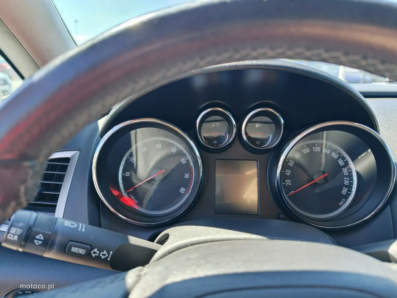 Opel Astra J 20