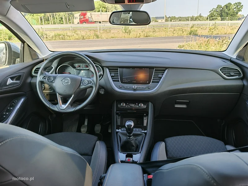 Opel Grandland X 18