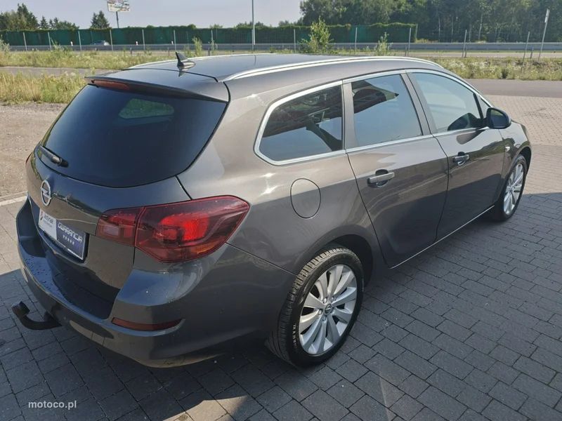 Opel Astra Sports Tourer 11