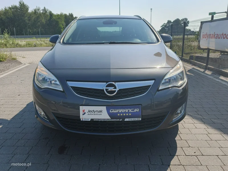 Opel Astra Sports Tourer 4