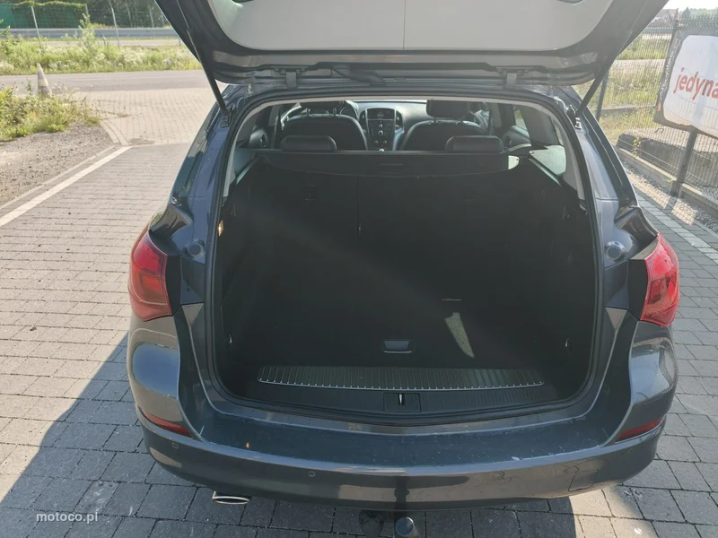 Opel Astra Sports Tourer 9