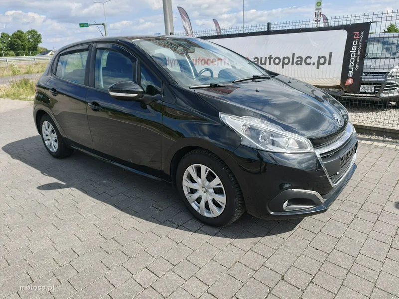 Peugeot 208 7