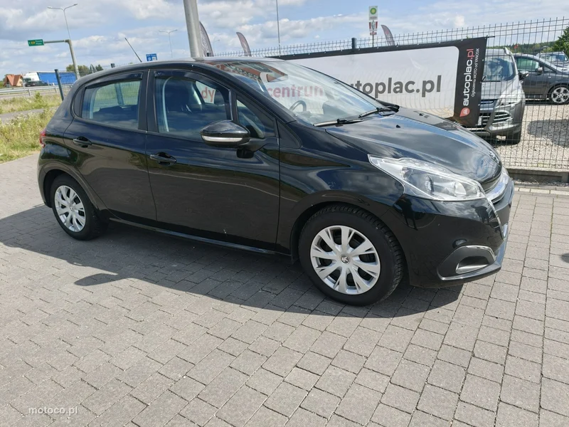 Peugeot 208 8
