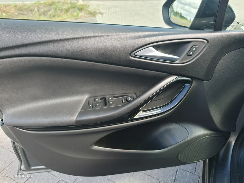 Opel Astra K 24