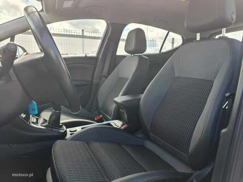 Opel Astra K 26