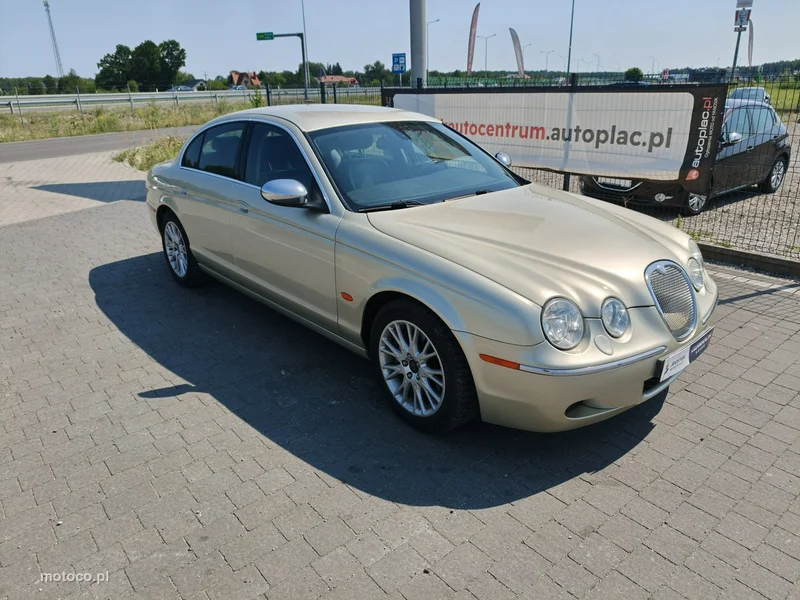Jaguar S-Type 5