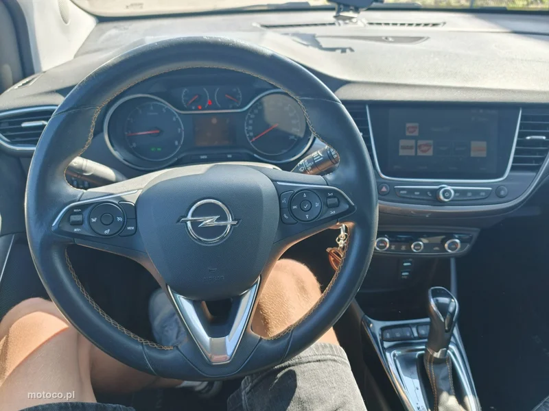Opel Crossland X 27