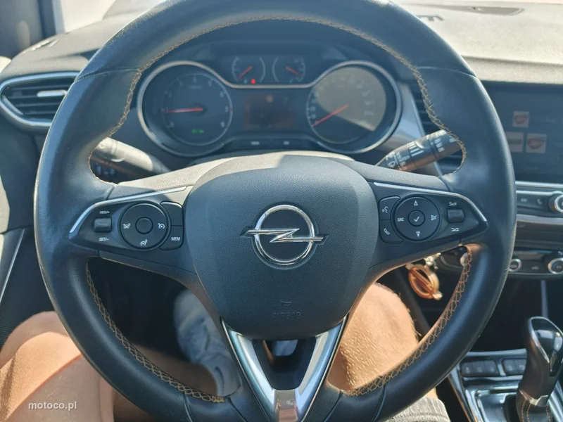 Opel Crossland X 29